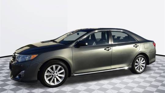 2013 Toyota Camry XLE V6 — Sedan — 48,727 mi — Midway City, CA