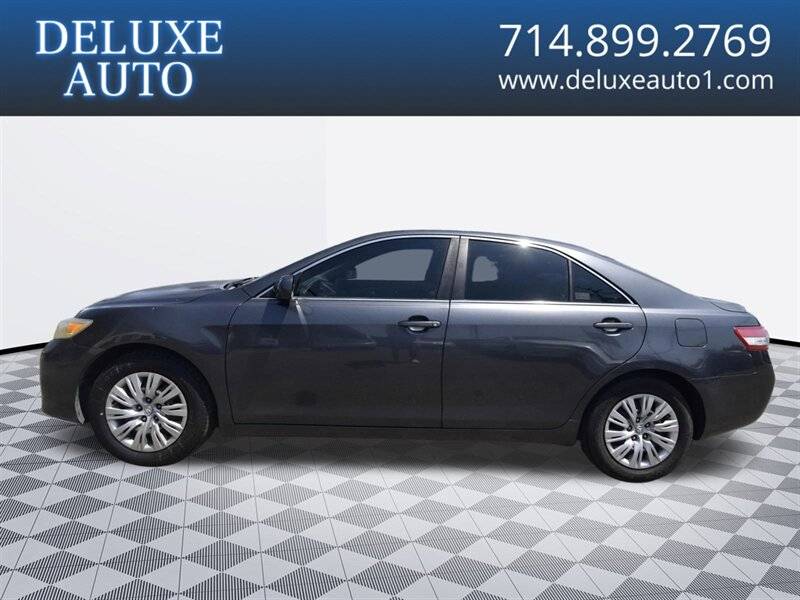 2011 Toyota Camry LE — Sedan — 174,143 mi — Midway City, CA