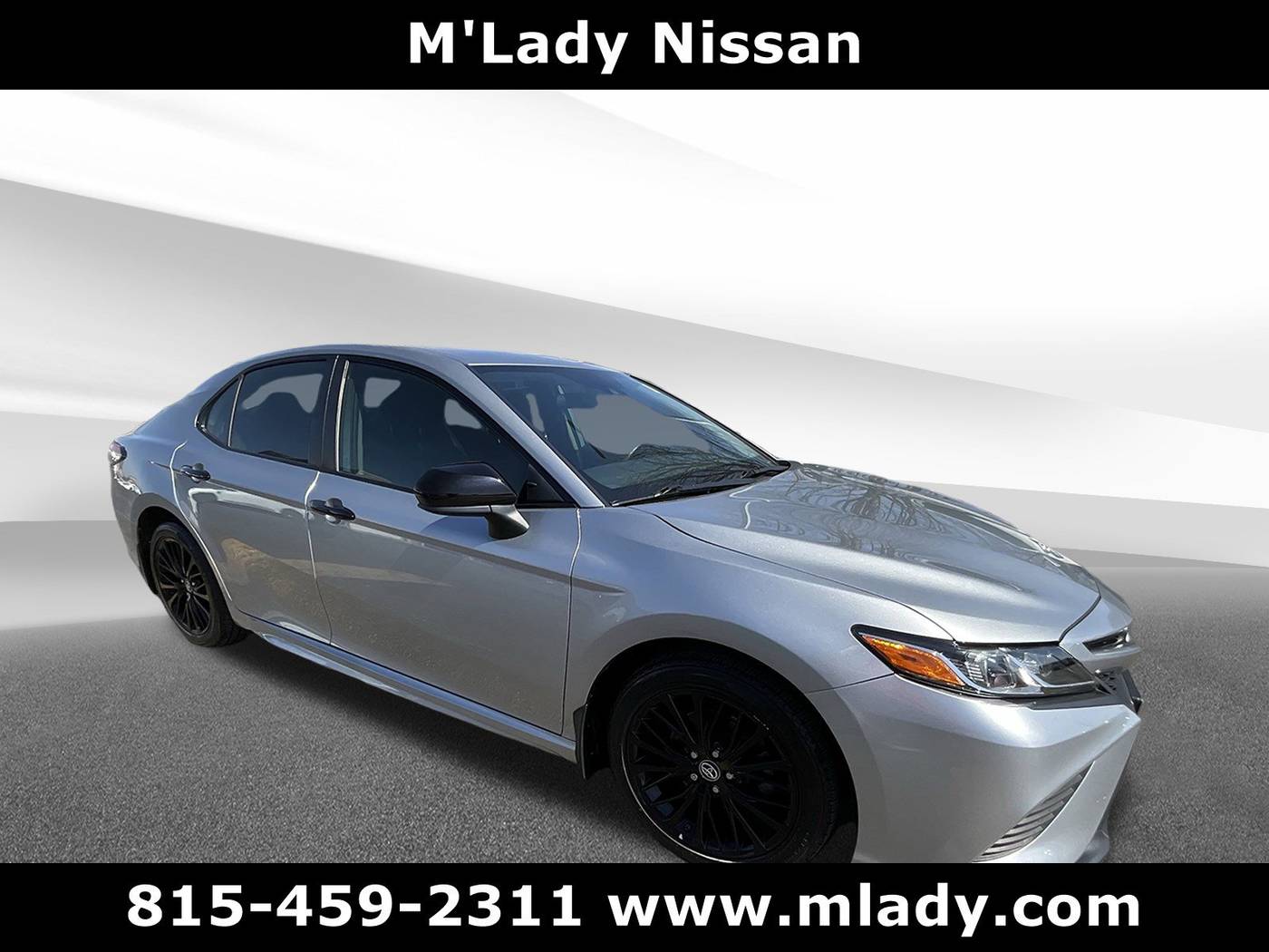 2019 Toyota Camry SE — Sedan — 46,694 mi — Crystal Lake, IL