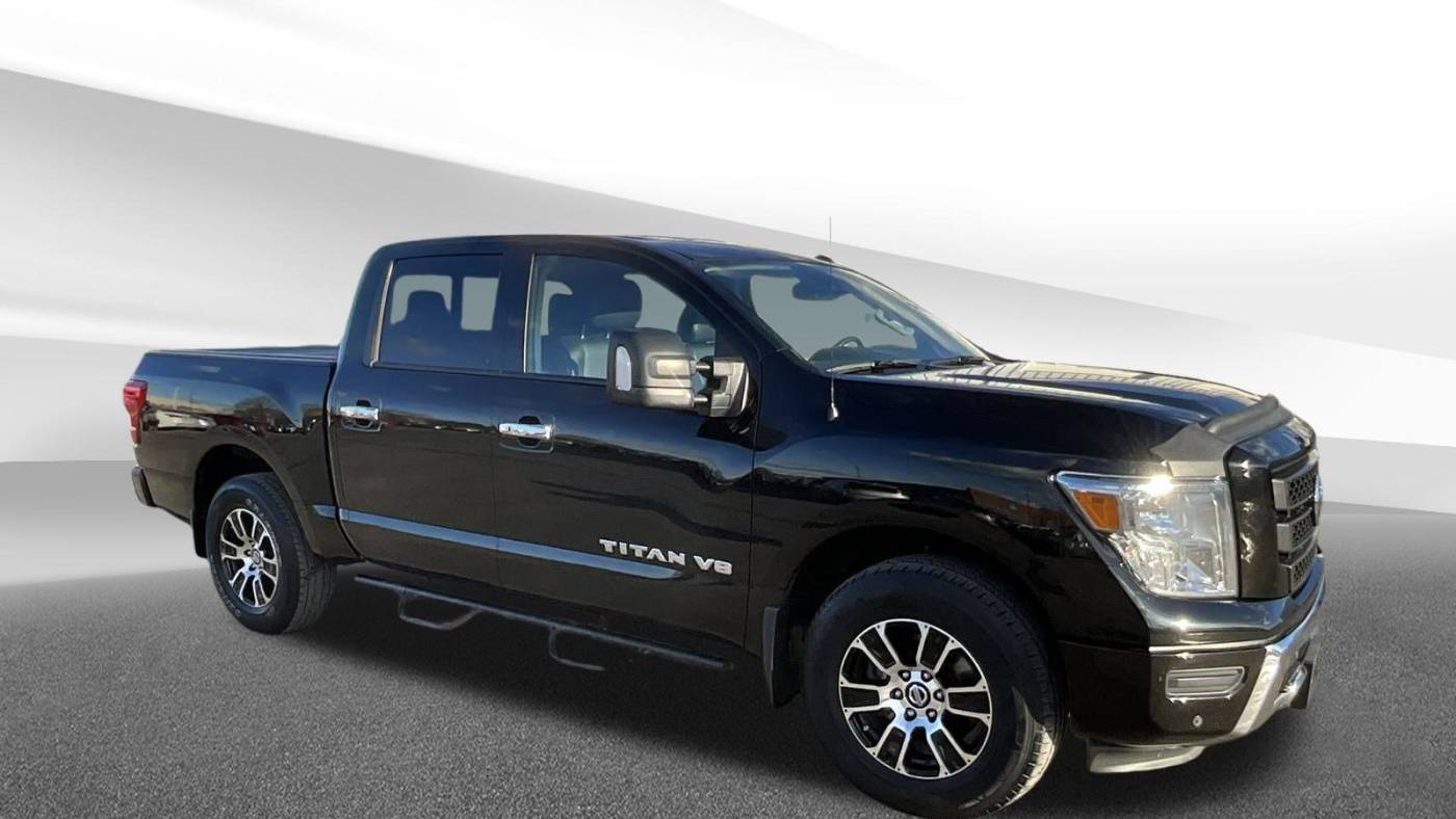 2020 Nissan Titan SV — Pickup Truck — 104,043 mi — Crystal Lake, IL