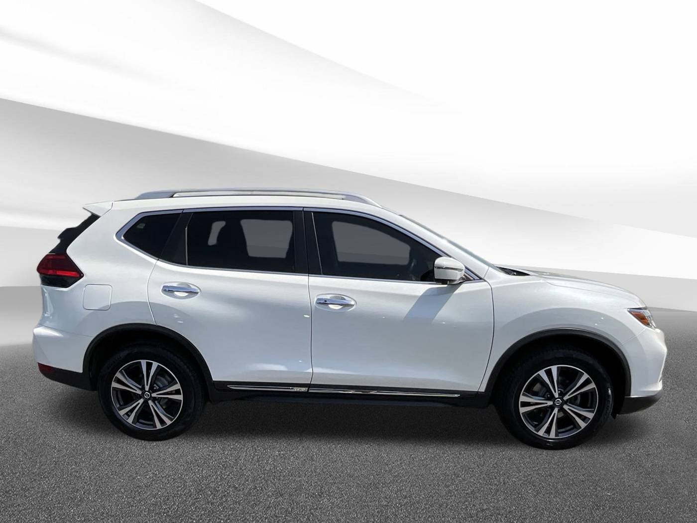 2017 Nissan Rogue SL — SUV — 64,087 mi — Crystal Lake, IL