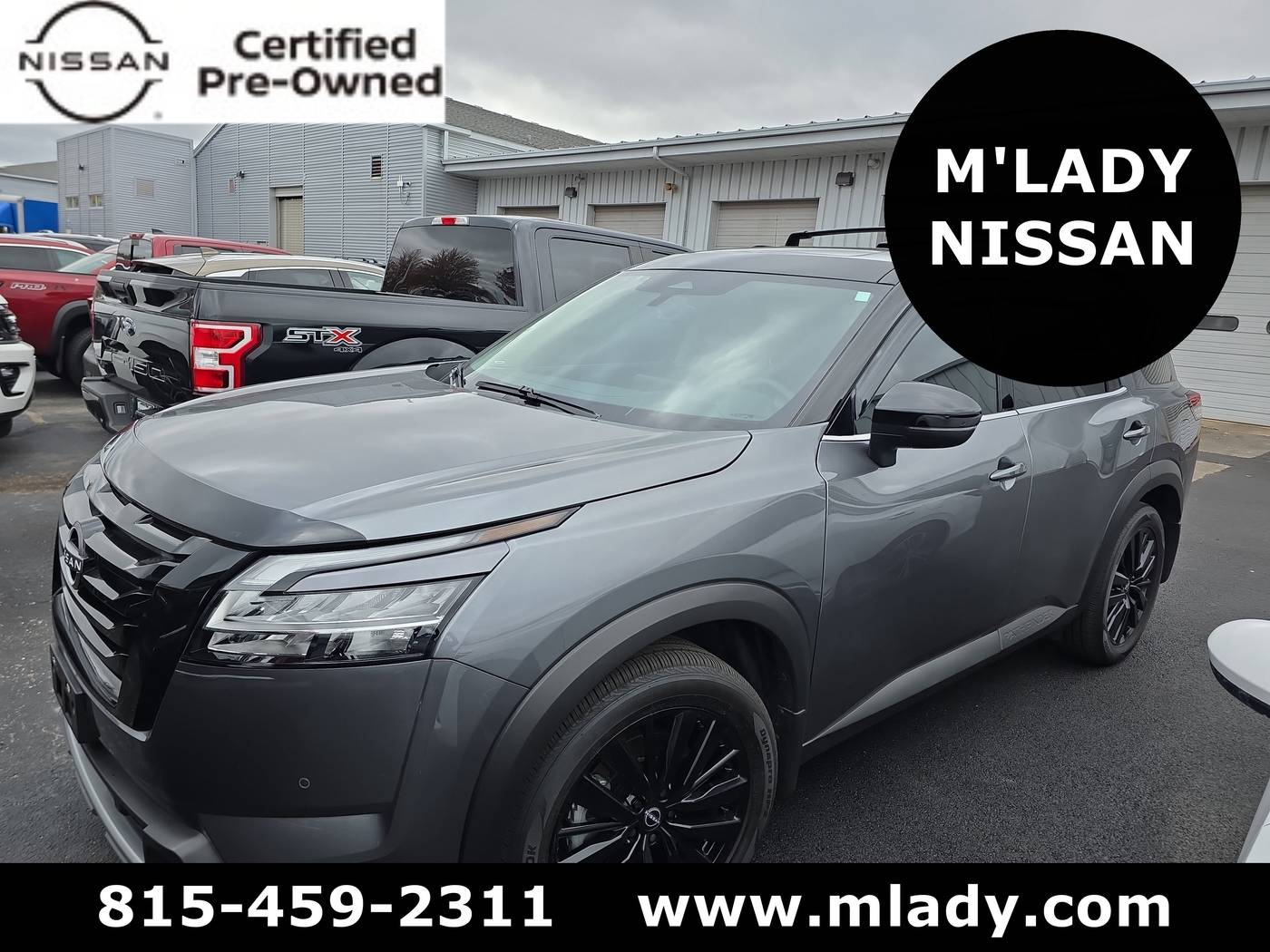2024 Nissan Pathfinder SL — SUV — 9,041 mi — Crystal Lake, IL