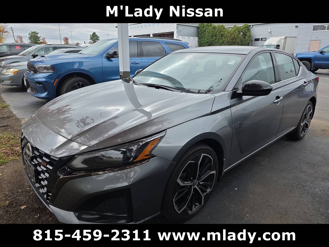 2023 Nissan Altima SR — Sedan — 38,329 mi — Crystal Lake, IL