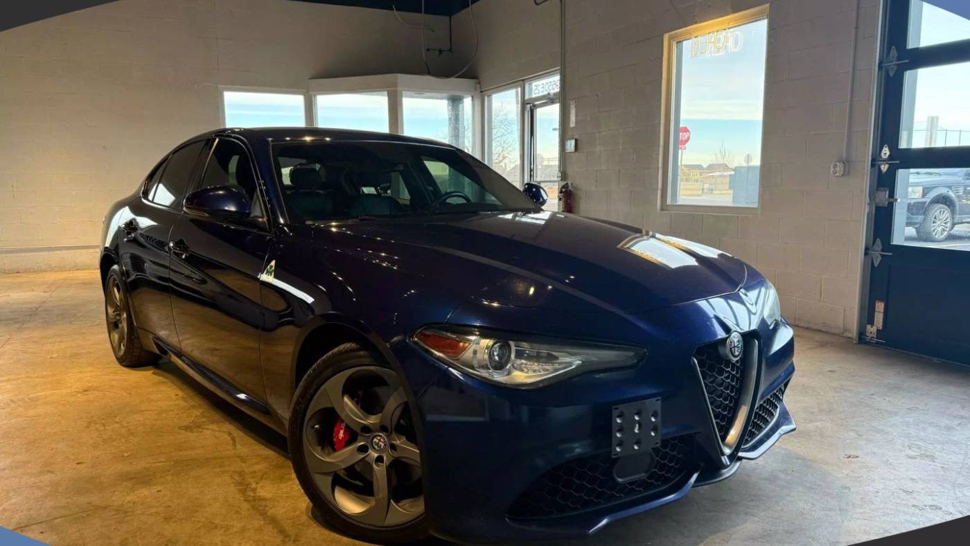 2017 Alfa Romeo Giulia Standard — Sedan — 105,477 mi — Aurora, CO