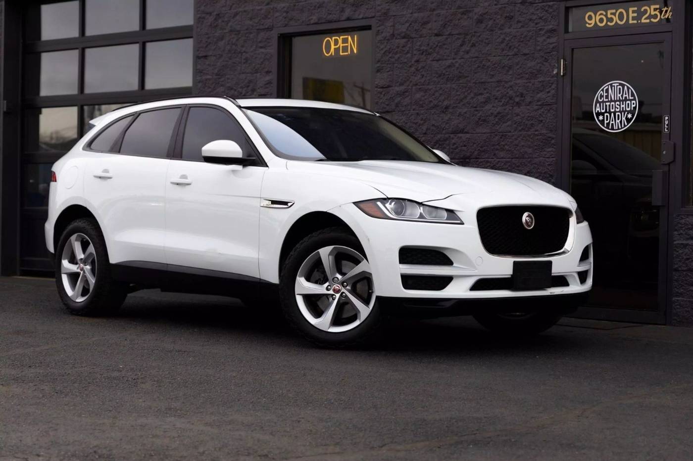 2017 Jaguar F-PACE Premium — SUV — 85,498 mi — Aurora, CO