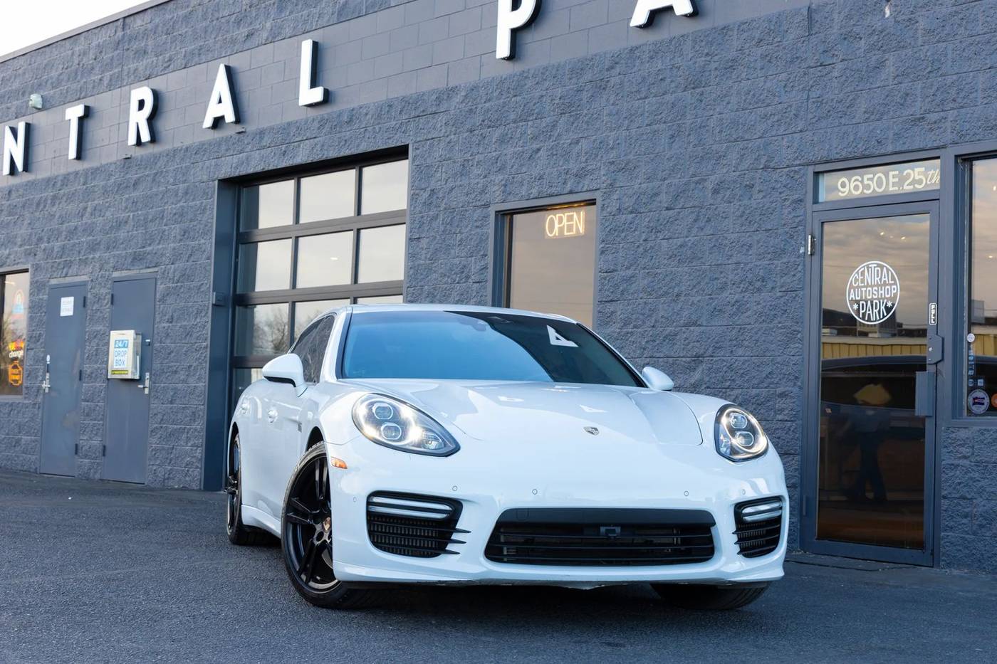 2014 Porsche Panamera Turbo Executive