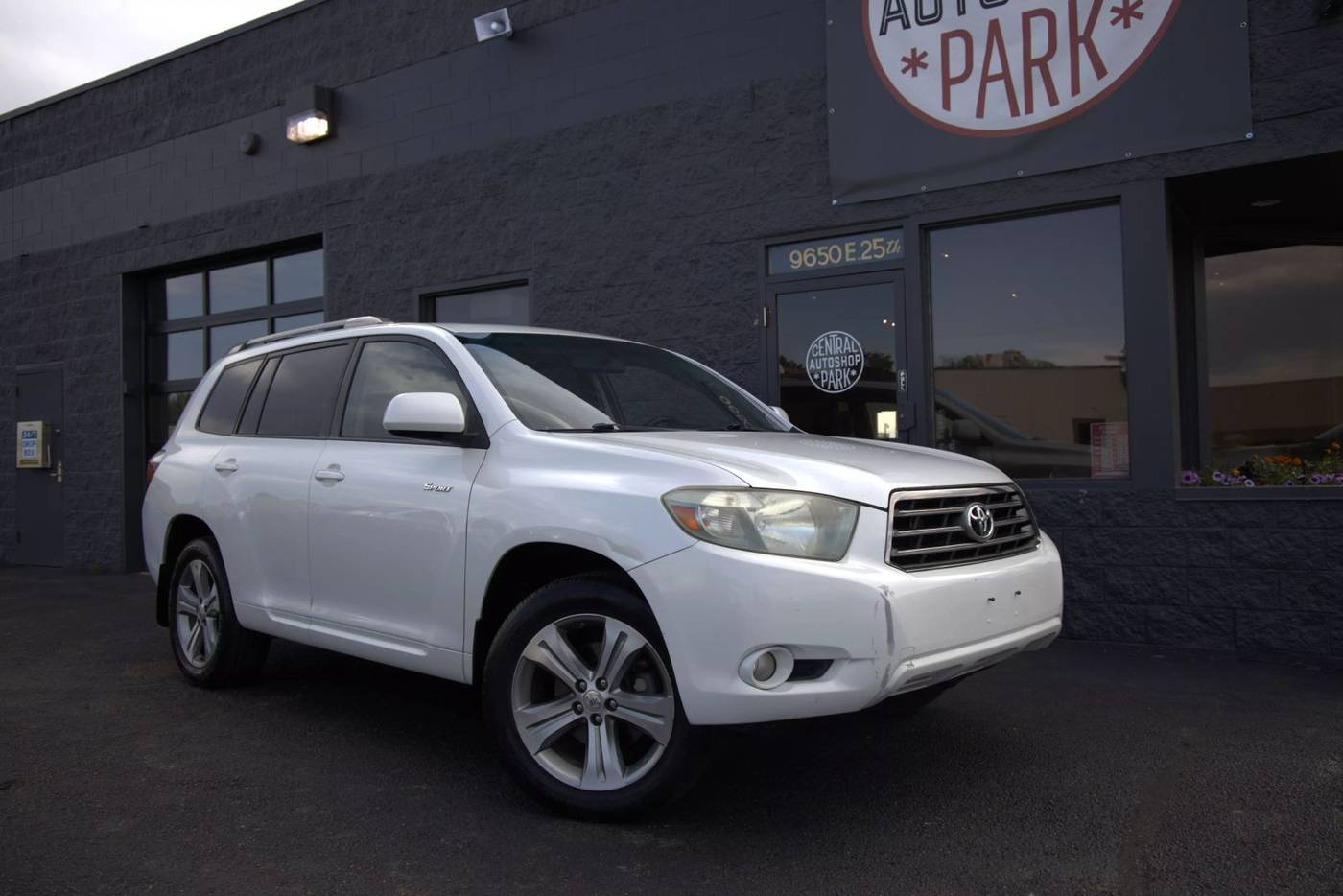 2009 Toyota Highlander Sport — SUV — 150,931 mi — Aurora, CO