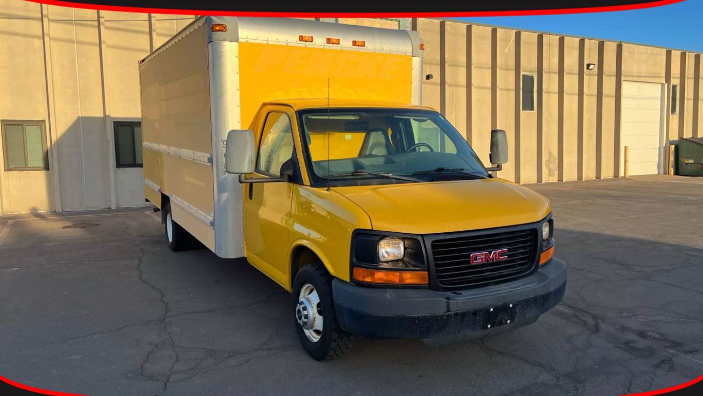 2009 GMC Savana Commercial Cutaway 3500 — Chassis Cab Truck — 113,080 mi — Aurora, CO