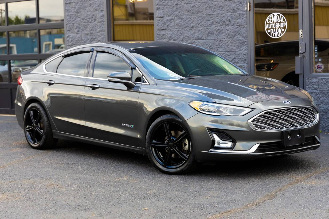 2019 Ford Fusion Hybrid Titanium — Sedan — 117,273 mi — Aurora, CO