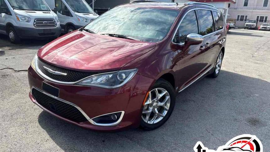 2017 Chrysler Pacifica Limited — Minivan — 89,865 mi — Southgate, CA