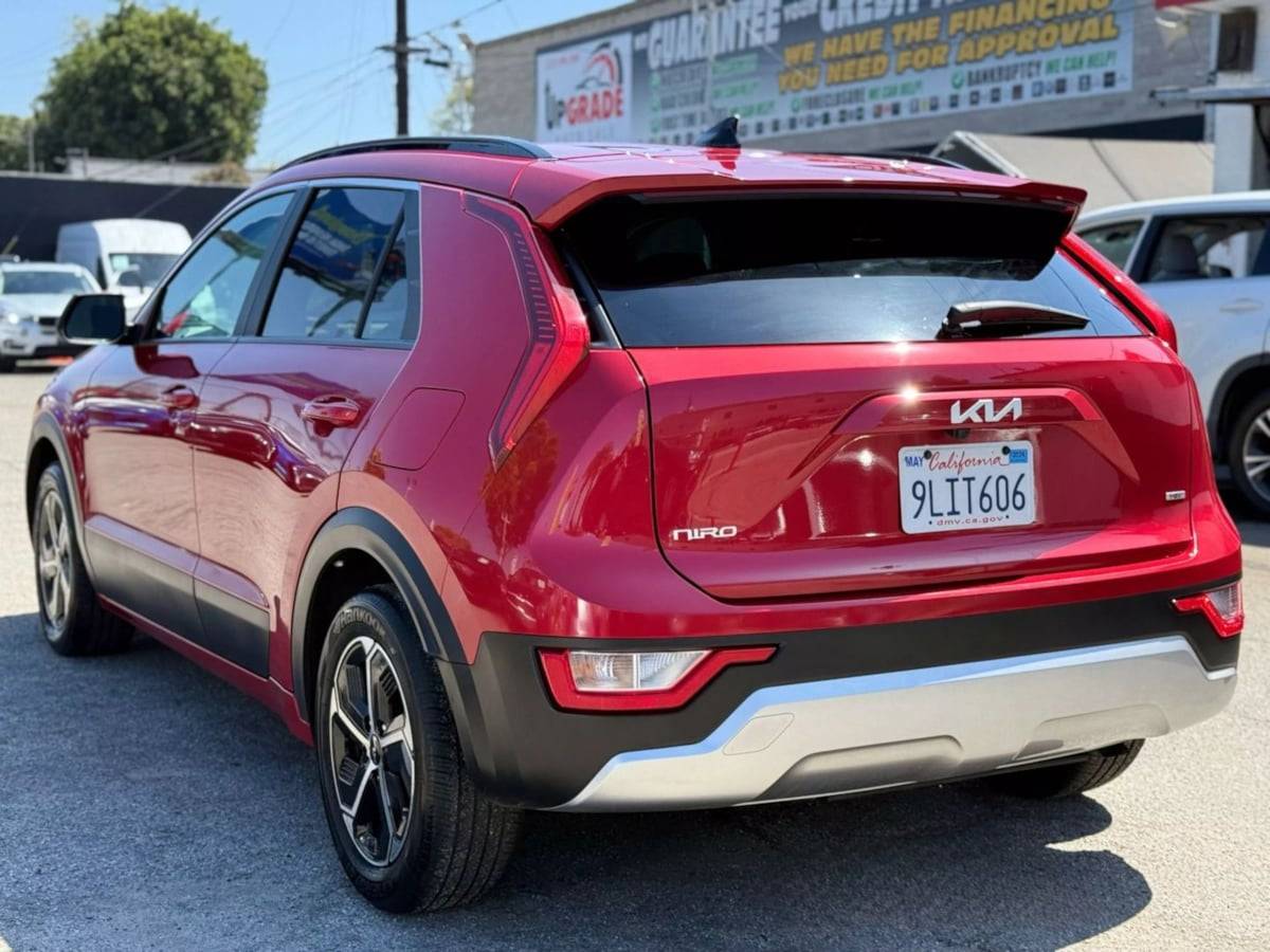 2023 Kia Niro Hybrid LX — SUV — 38,776 mi — Southgate, CA
