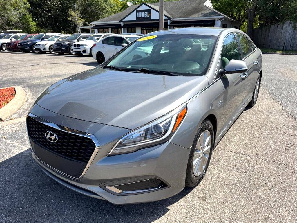 2017 Hyundai Sonata Hybrid SE — Sedan — 115,234 mi — Jacksonville, FL