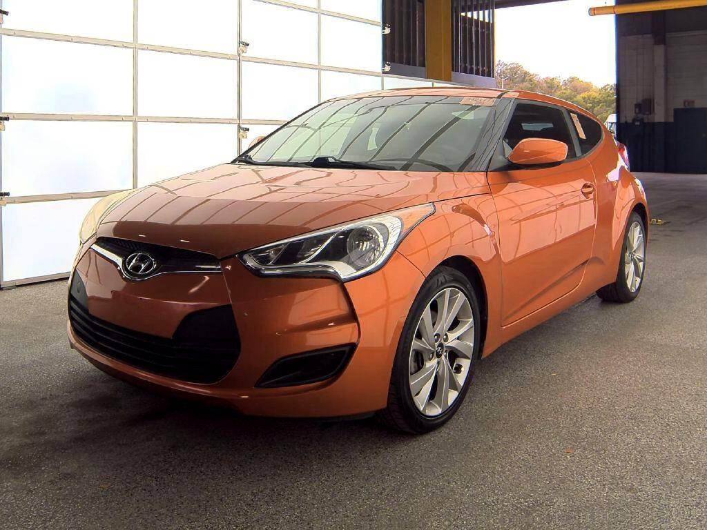 2016 Hyundai Veloster Base — Hatchback — 107,495 mi — Jacksonville, FL