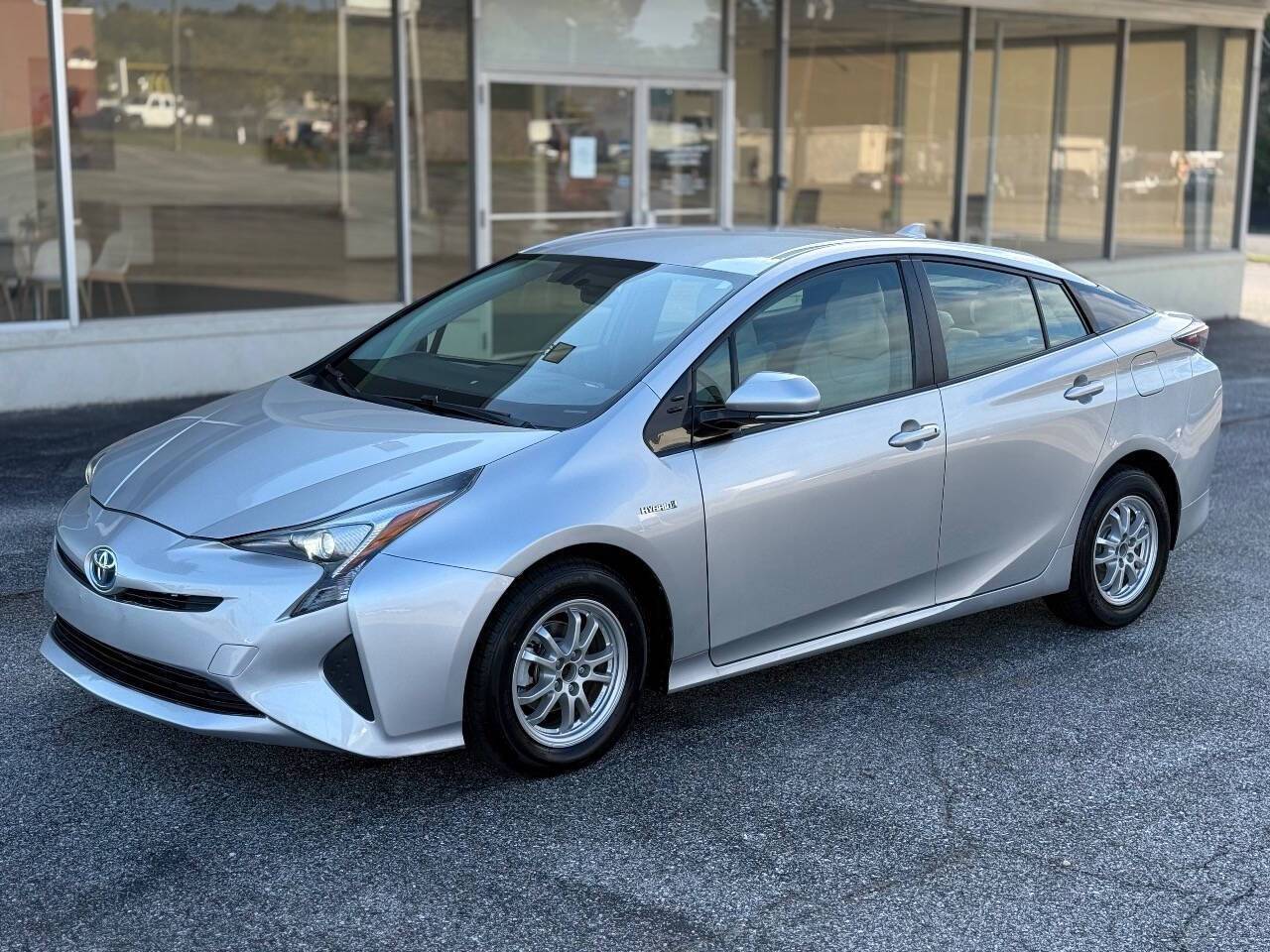 2016 Toyota Prius Two Eco — Hatchback — 99,504 mi — Laurel, MD