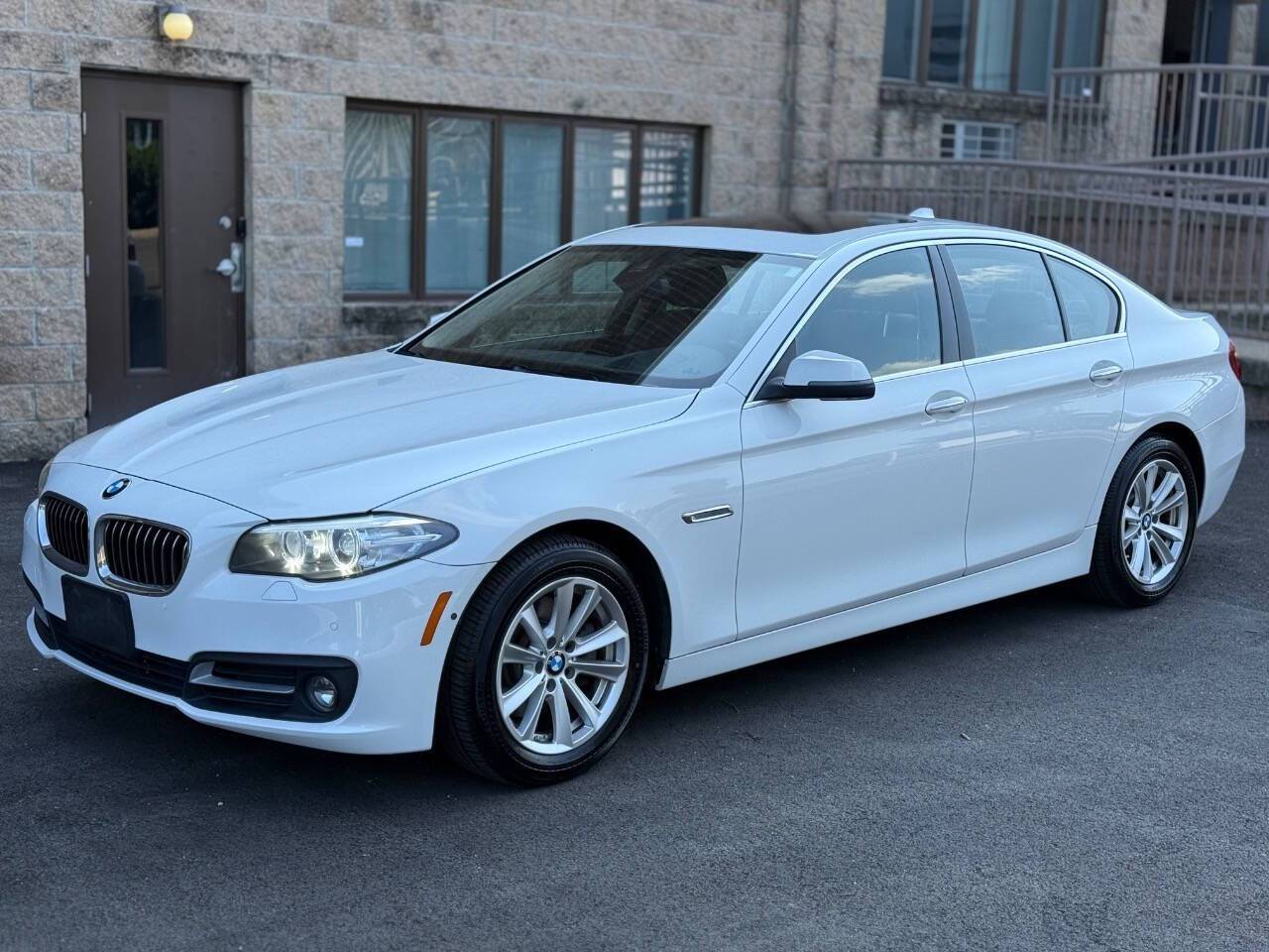 2016 BMW 5 Series 528i — Sedan — 52,454 mi — Laurel, MD