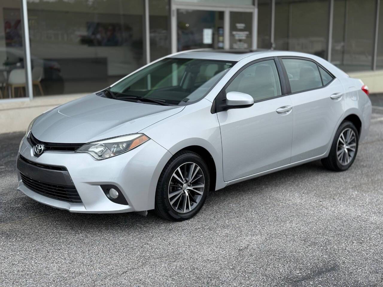 2016 Toyota Corolla LE Premium — Sedan — 87,410 mi — Laurel, MD