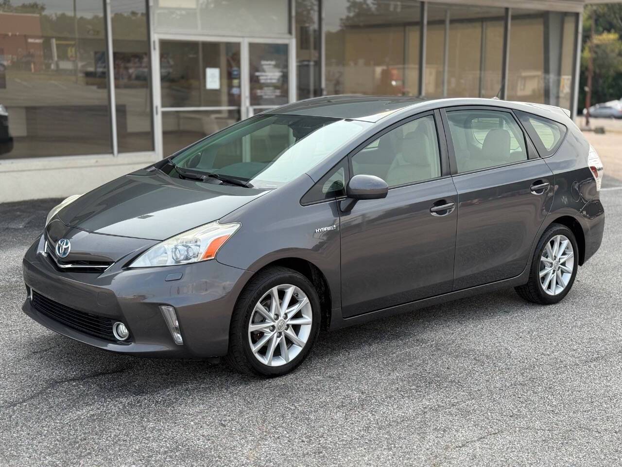 2013 Toyota Prius v Three — Wagon — 112,368 mi — Laurel, MD
