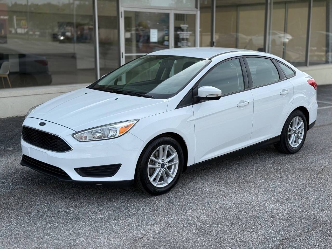 2017 Ford Focus SE — Sedan — 42,213 mi — Laurel, MD