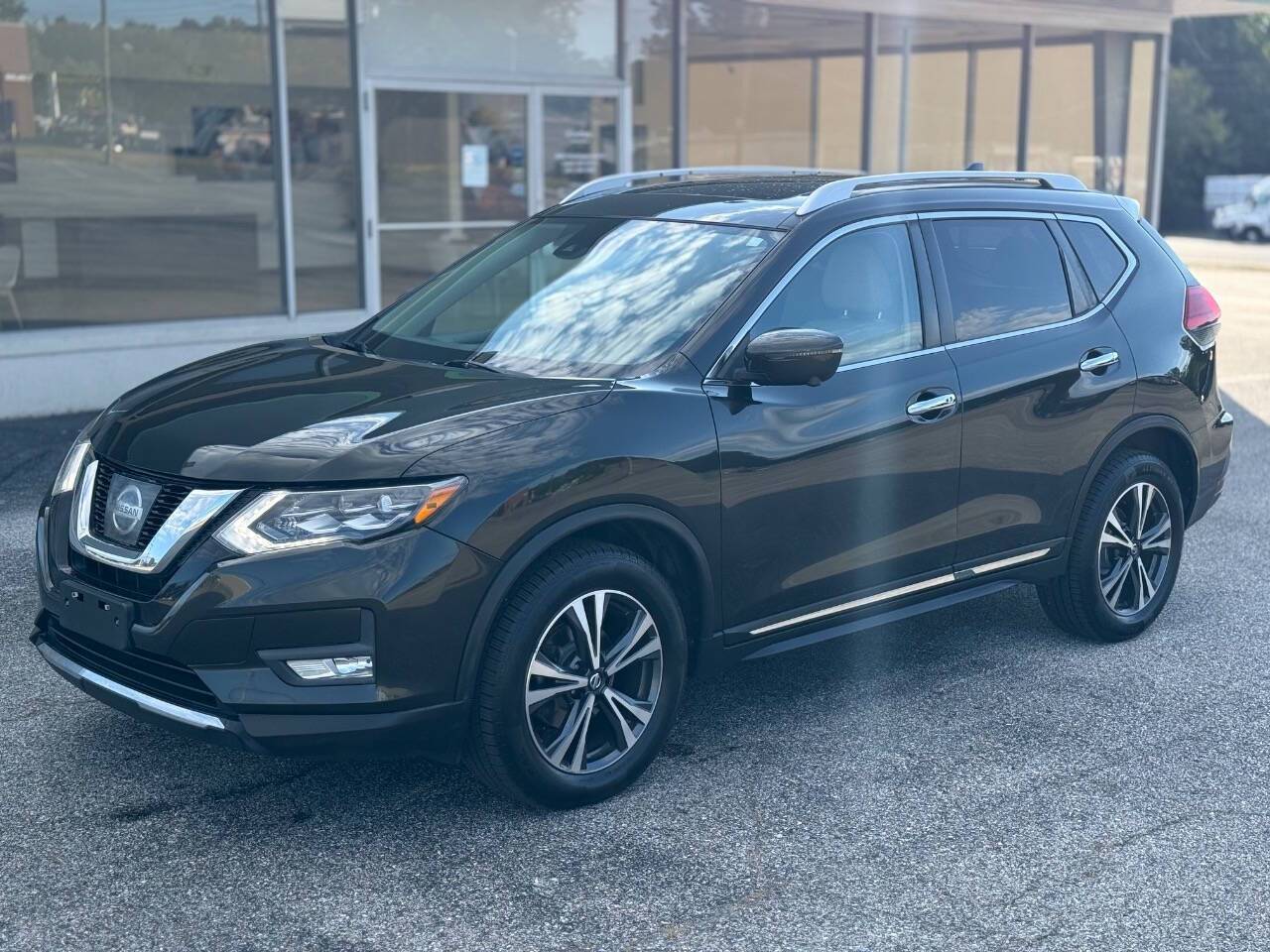 2017 Nissan Rogue SL — SUV — 105,869 mi — Laurel, MD