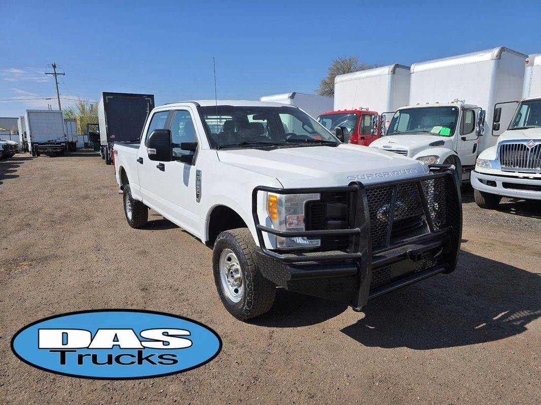 2017 Ford Super Duty F-250 XL — Pickup Truck — 160,664 mi — Englewood, CO