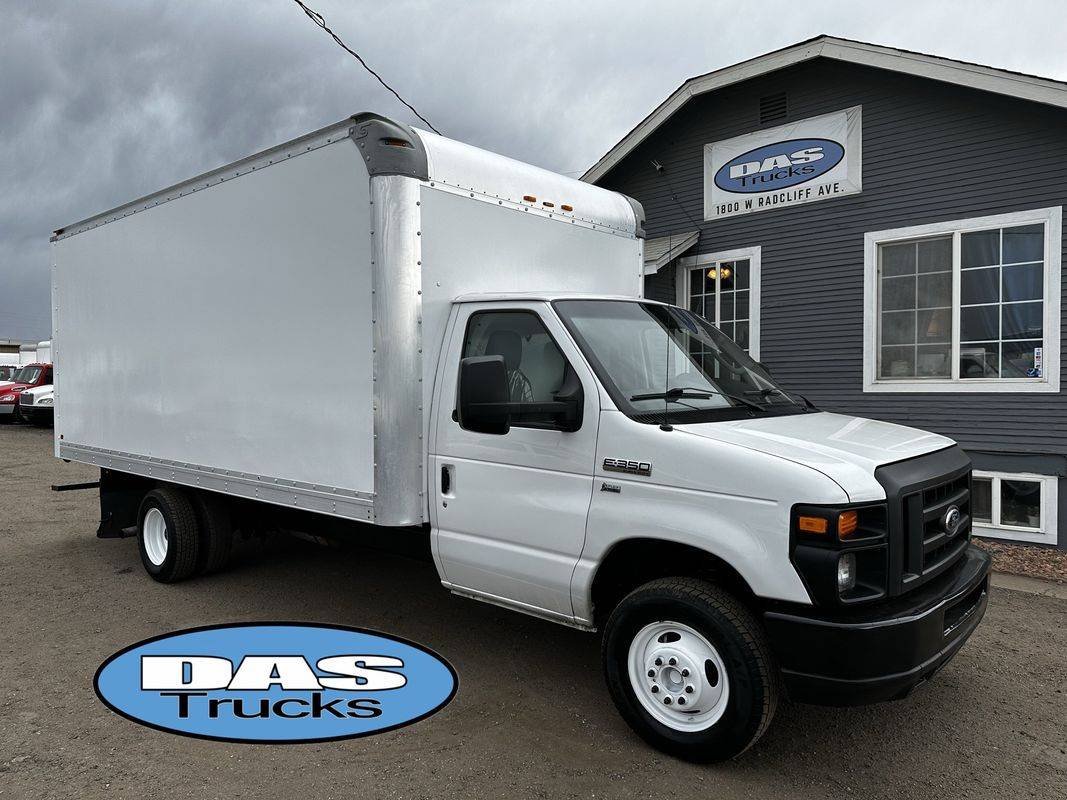 2016 Ford Econoline Commercial Cutaway E-350 — Chassis Cab Truck — 222,661 mi — Englewood, CO