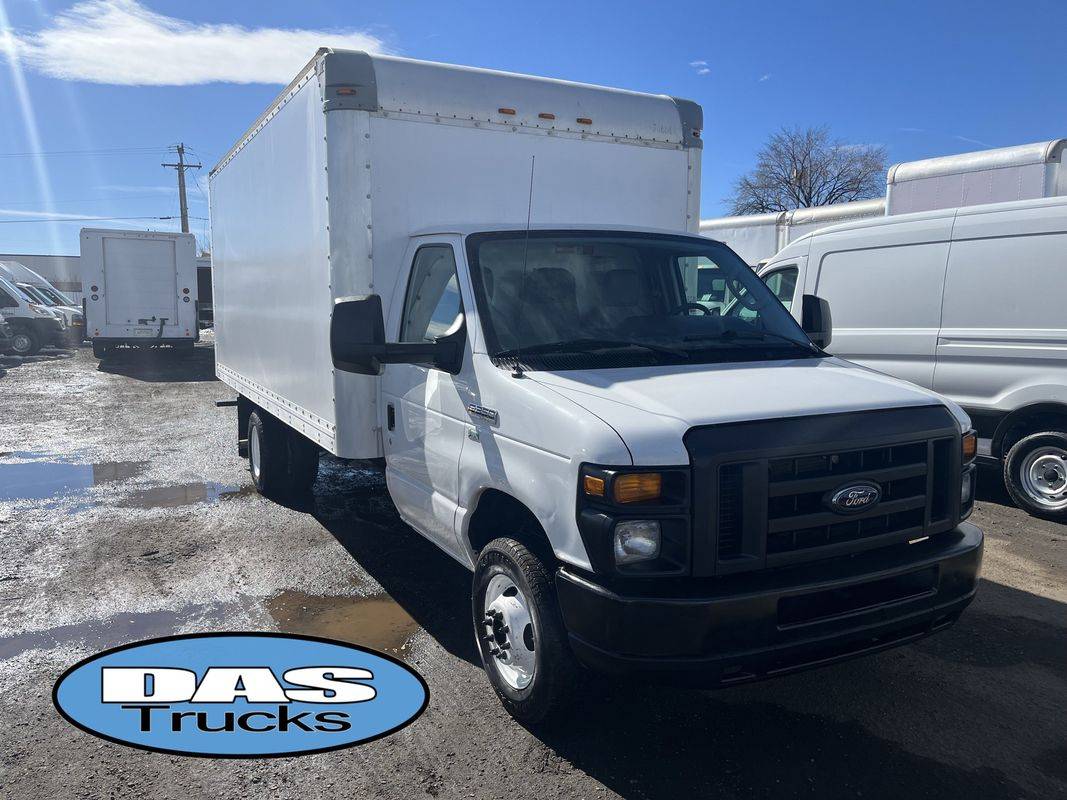 2017 Ford E-Series Cutaway E-350 — Chassis Cab Truck — 152,238 mi — Englewood, CO