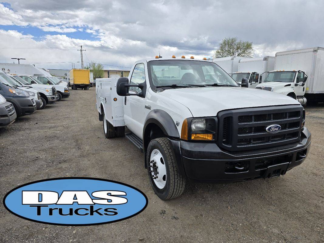 2006 Ford Super Duty F-450 Chassis Cab XL — Chassis Cab Truck — 153,723 mi — Englewood, CO