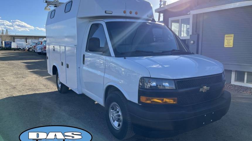 2018 Chevrolet Express Commercial Cutaway 3500 — Chassis Cab Truck — 116,233 mi — Englewood, CO