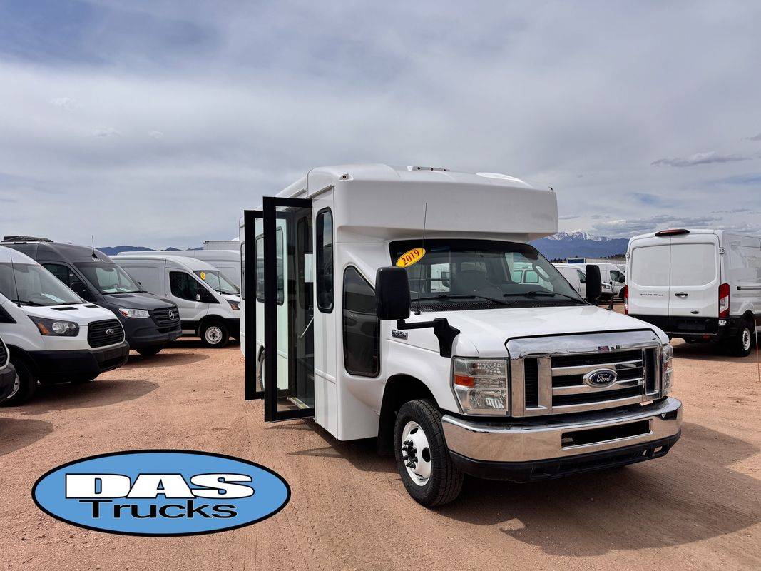2019 Ford E-Series Cutaway E-450 — Chassis Cab Truck — 134,328 mi — Englewood, CO