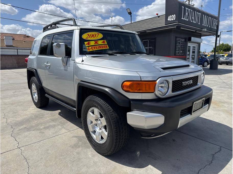 2007 Toyota FJ Cruiser Base — SUV — 285,507 mi — South Gate, CA