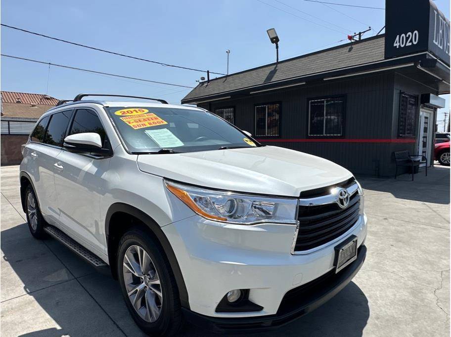 2015 Toyota Highlander XLE — SUV — 136,129 mi — South Gate, CA