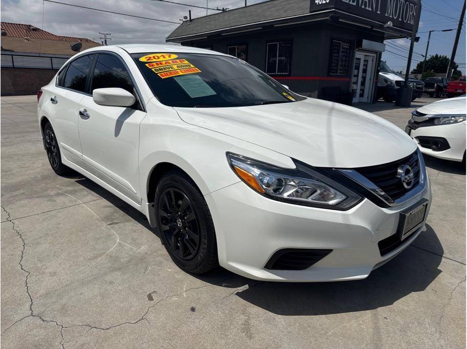 2017 Nissan Altima 2.5 S — Sedan — 72,144 mi — South Gate, CA