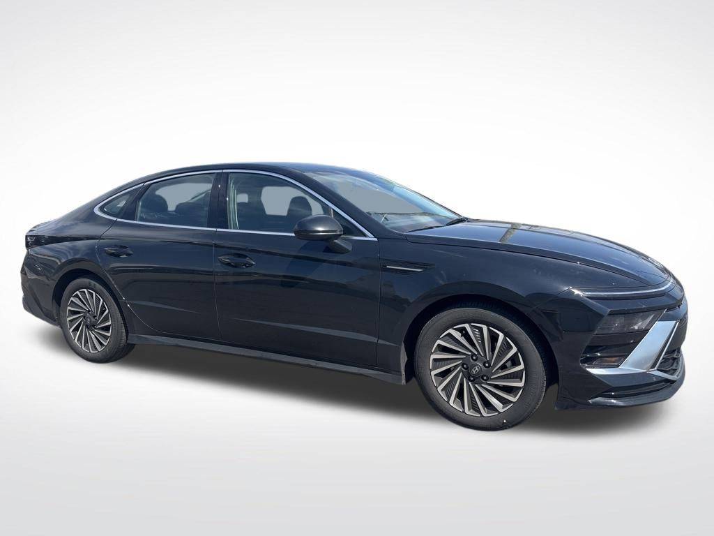2024 Hyundai Sonata Hybrid SEL — Sedan — 46,000 mi — Montgomery, AL