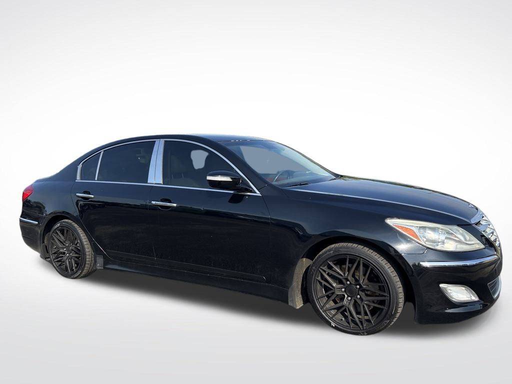 2013 Hyundai Genesis 3.8 — Sedan — 115,487 mi — Montgomery, AL