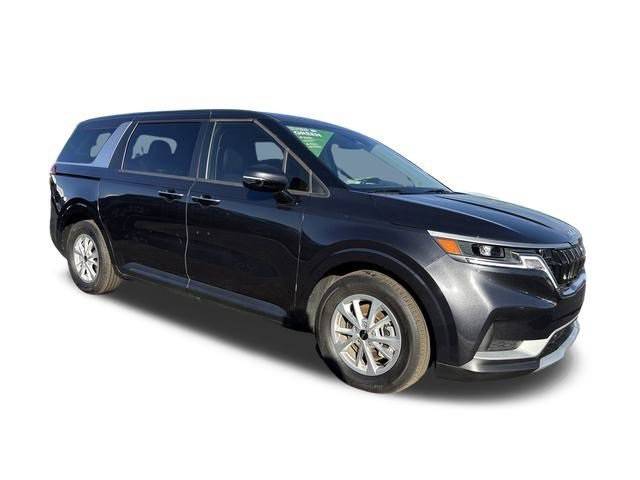 2024 Kia Carnival LXS — Minivan — 27,437 mi — Montgomery, AL
