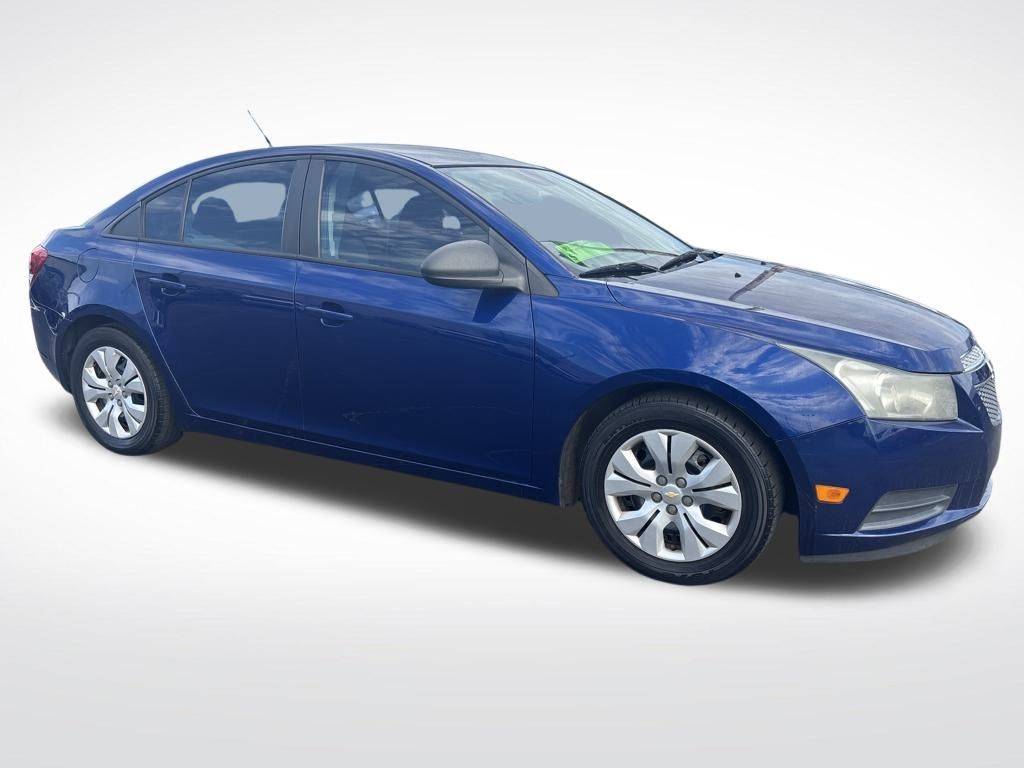 2013 Chevrolet Cruze LS — Sedan — 172,194 mi — Montgomery, AL