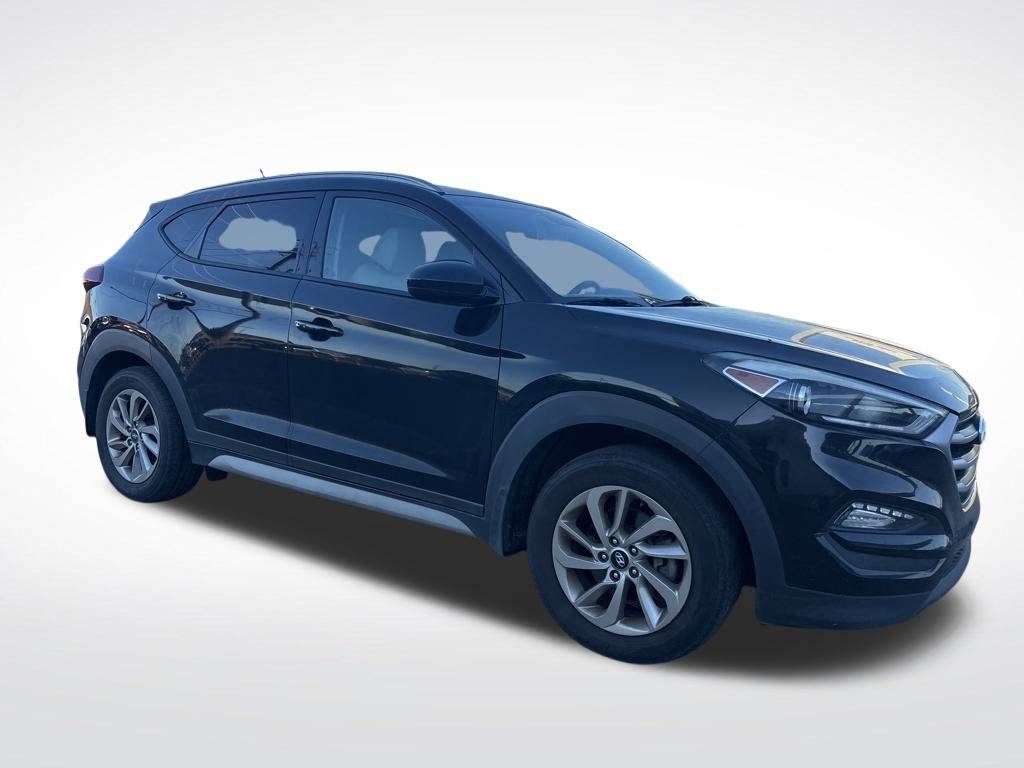 2017 Hyundai Tucson SE — SUV — 128,132 mi — Montgomery, AL