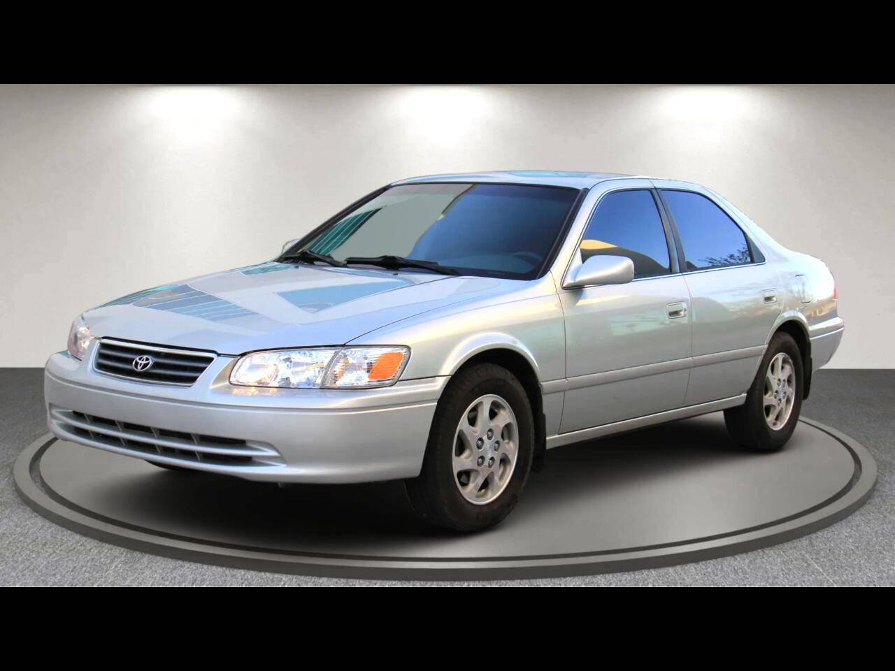 2000 Toyota Camry LE V6 — Sedan — 75,736 mi — Phoenix, AZ