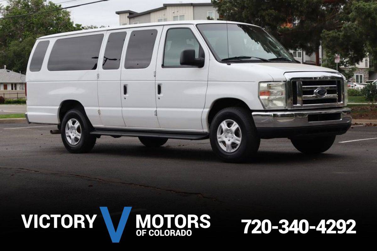 2010 Ford Econoline Wagon E-350 Super Duty XLT