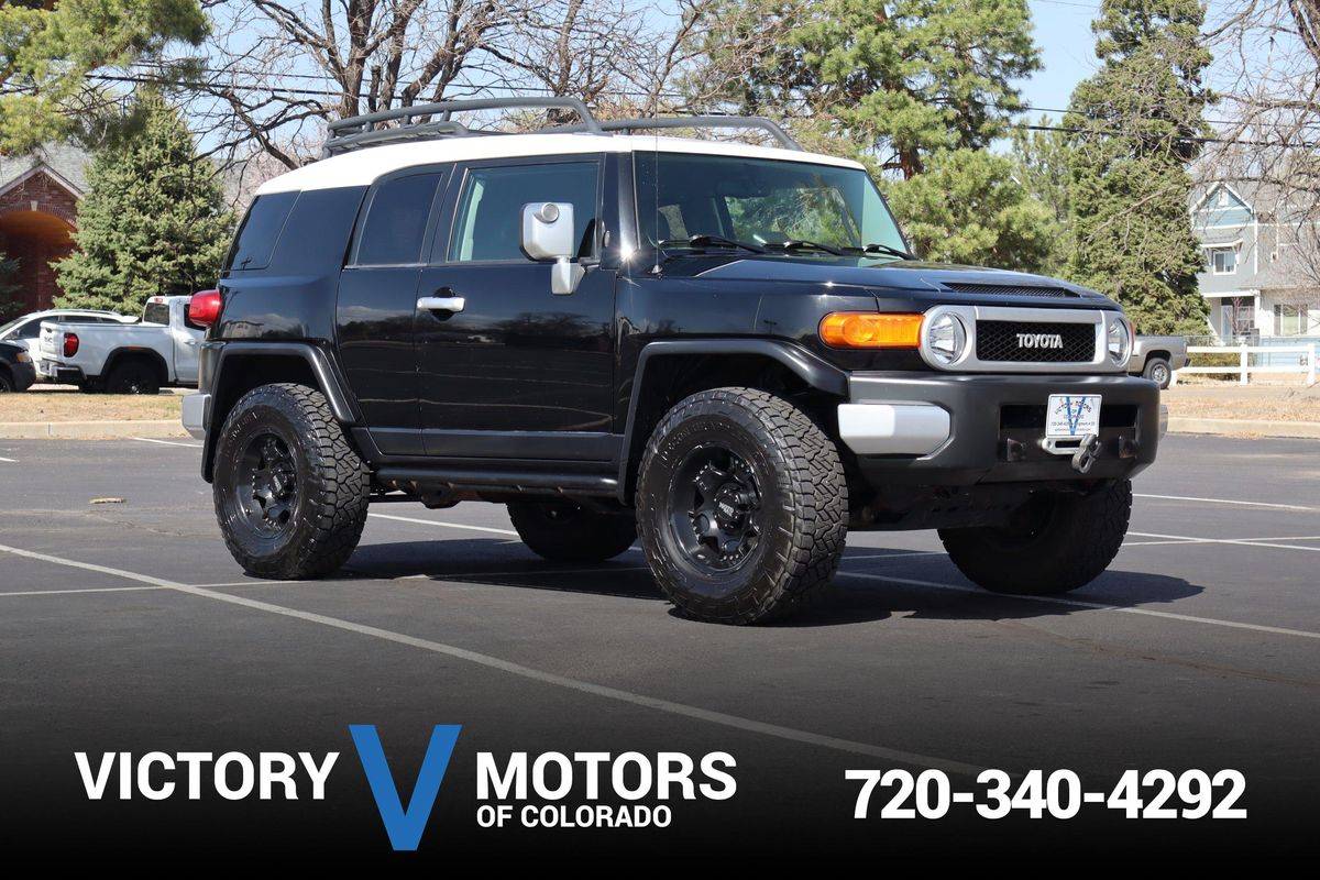 2009 Toyota FJ Cruiser Base — SUV — 126,721 mi — Longmont, CO