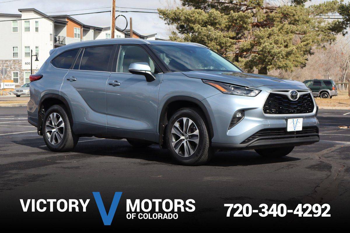 2023 Toyota Highlander XLE — SUV — 29,477 mi — Longmont, CO