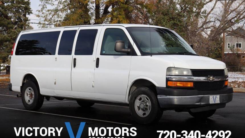 2009 Chevrolet Express Passenger Base — Passenger Van — 174,314 mi — Longmont, CO