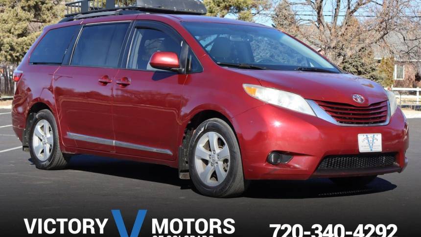 2015 Toyota Sienna LE — Minivan — 133,314 mi — Longmont, CO