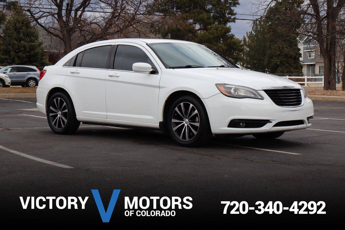 2011 Chrysler 200 S — Sedan — 174,424 mi — Longmont, CO