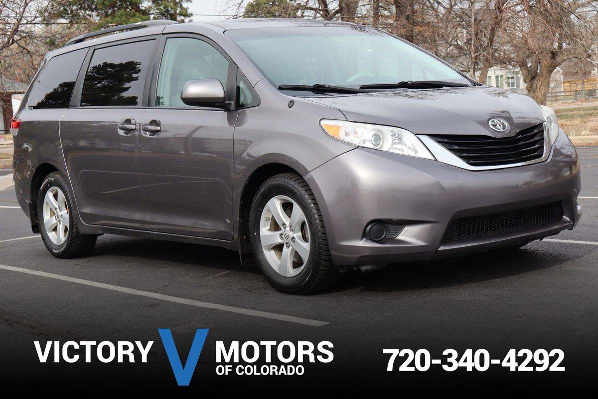 2012 Toyota Sienna LE — Minivan — 256,083 mi — Longmont, CO