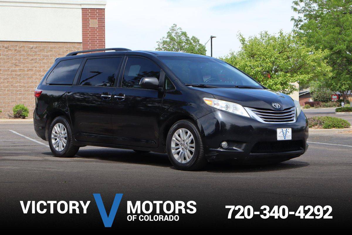 2015 Toyota Sienna XLE — Minivan — 165,668 mi — Longmont, CO