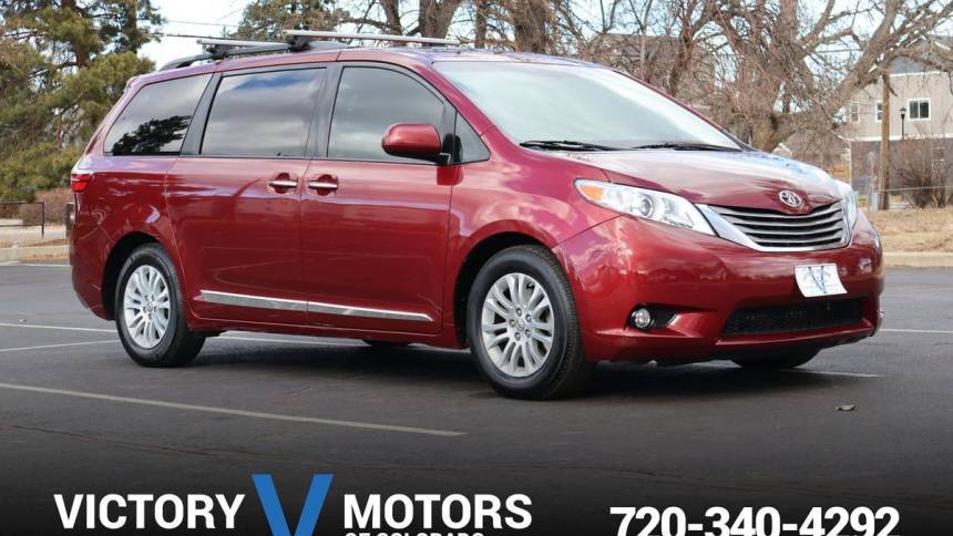 2015 Toyota Sienna XLE 8-Passenger