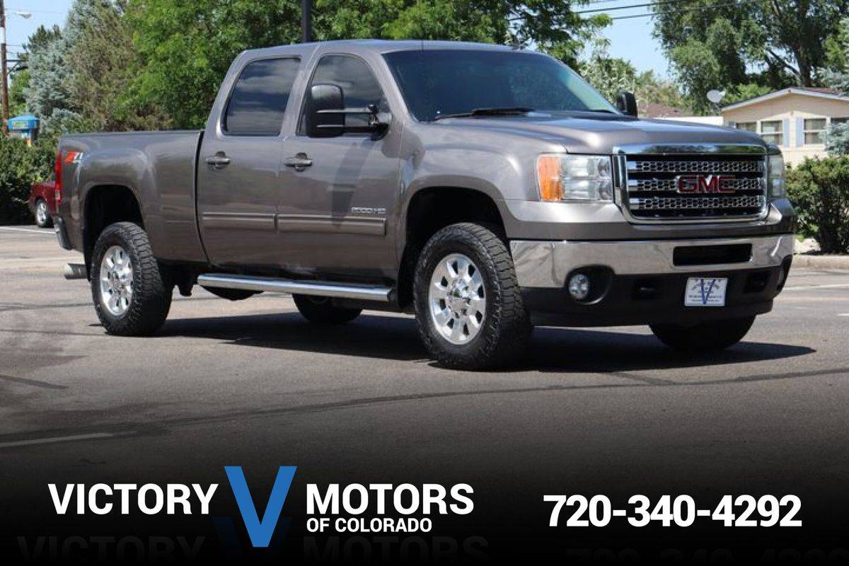 2014 GMC Sierra 2500HD SLT — Pickup Truck — 174,231 mi — Longmont, CO