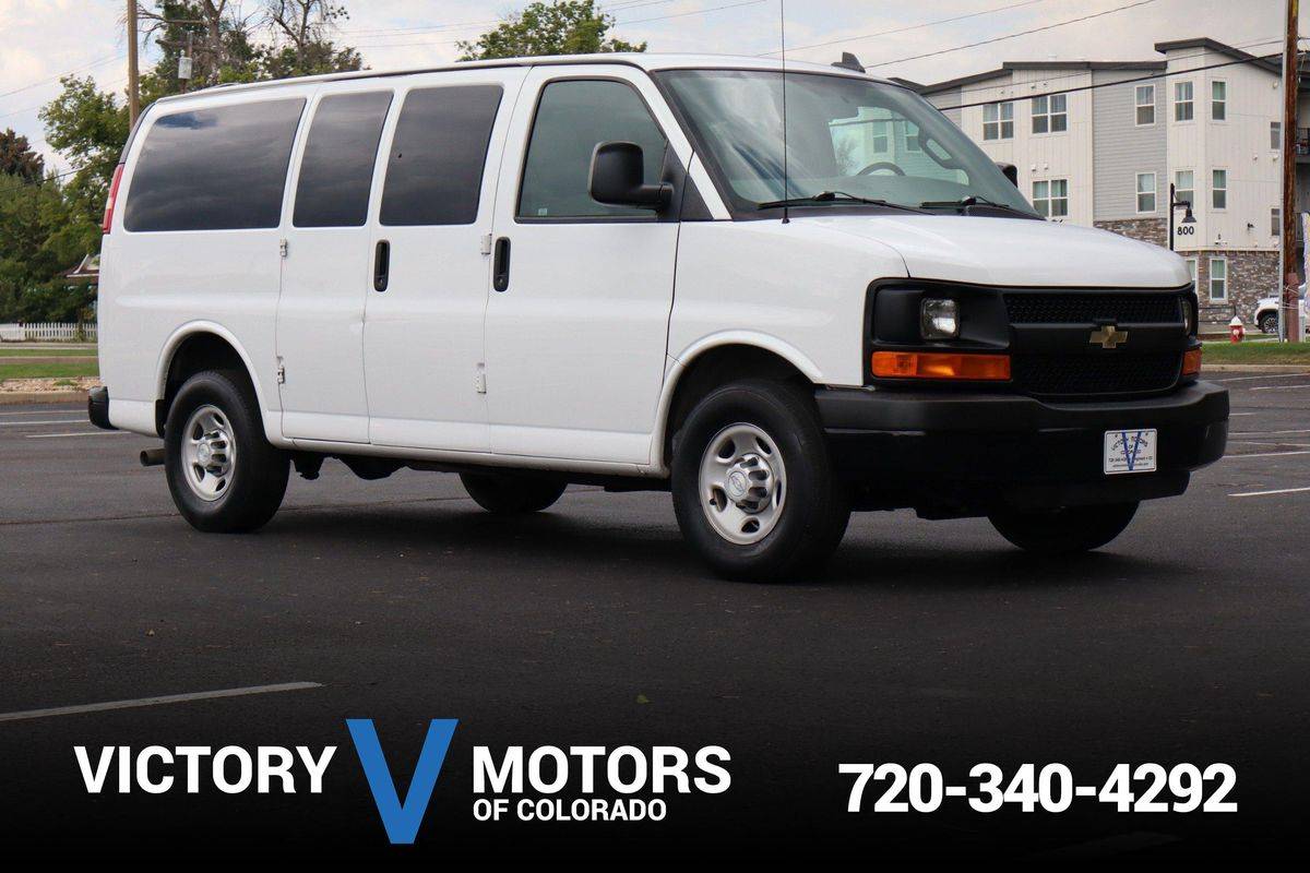 2016 Chevrolet Express Passenger LS — Passenger Van — 29,024 mi — Longmont, CO