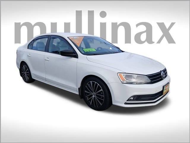 2016 Volkswagen Jetta 1.8T Sport — Sedan — 171,515 mi — Olympia, WA